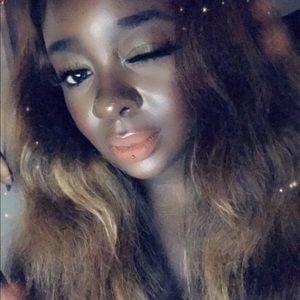 Meet your Posher, Alysia